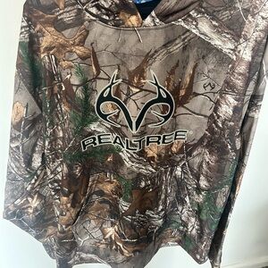 Realtree Camo Men’s size M Hoddie NWOT